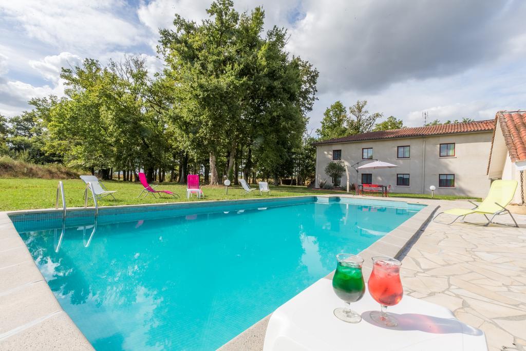Aliotel Cazères-sur-lʼAdour Buitenkant foto